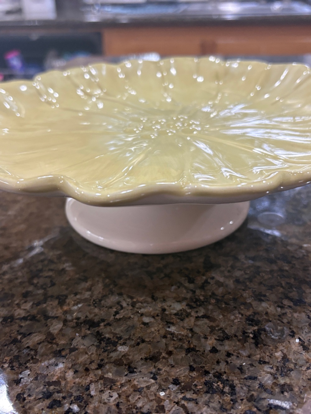 Tag Yellow Ceramic Pedestal Cake Stand